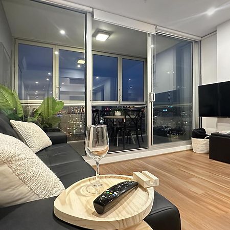 Penthouse View Apartment Luxury Cbd Penthouse Sleeps 6 Balcony Spa Access Adelaide Buitenkant foto